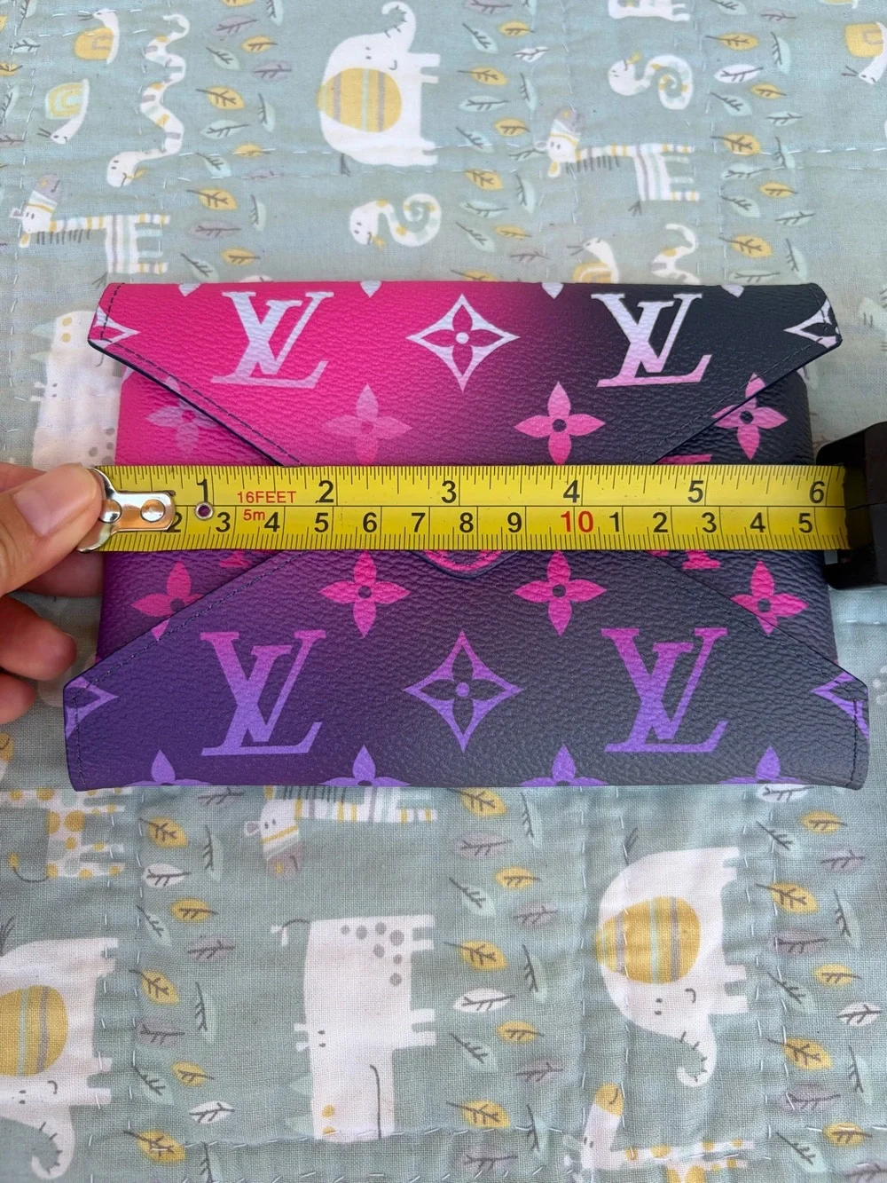 Louis Vuitton Medium Kirigami (PRICE FIRM)